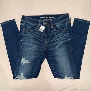 American Eagle Distressed Jegging